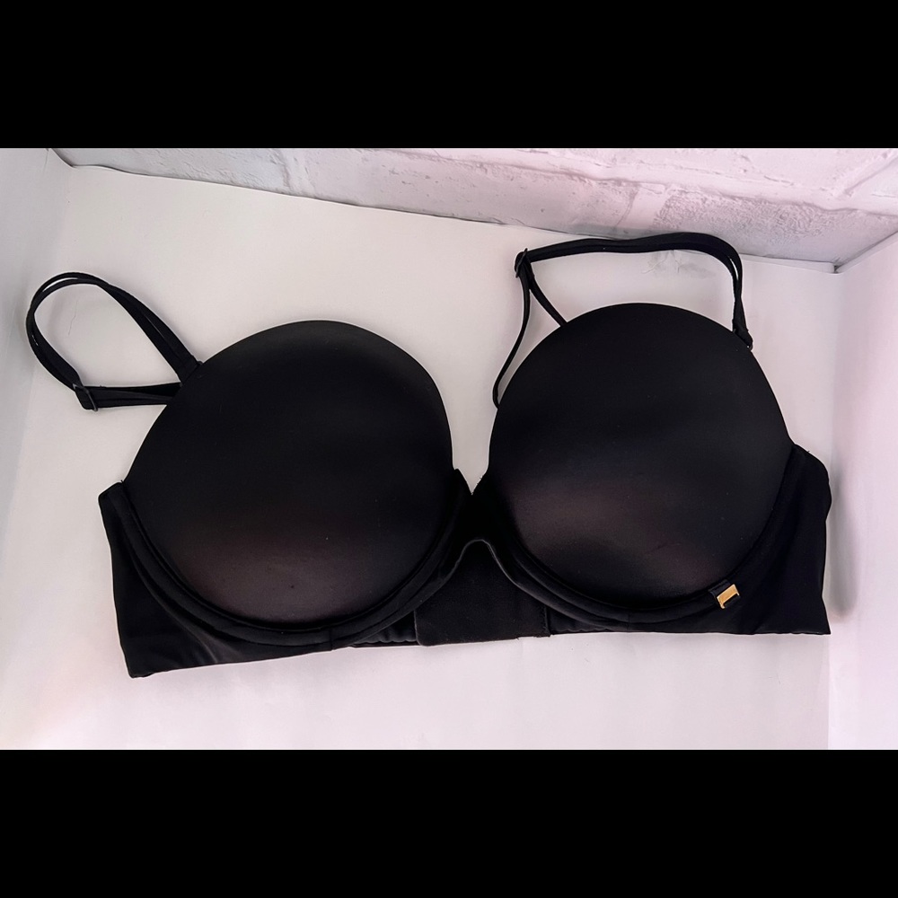 Victoria’s Secret Multi-Way Very Sexy Bra